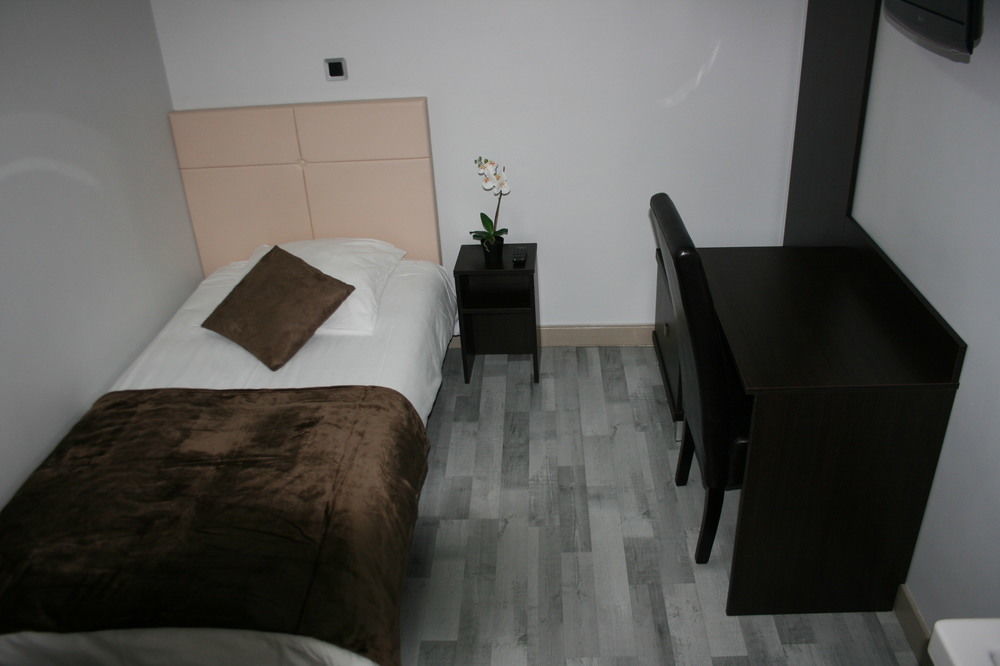 Viator Hotel Parigi